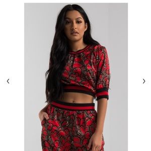 Akira Look Back Print Top Red Patterned Crop Top